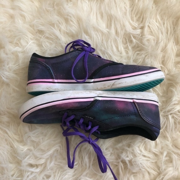 Vans celestial galaxy print lace up sneakers - Picture 7 of 8